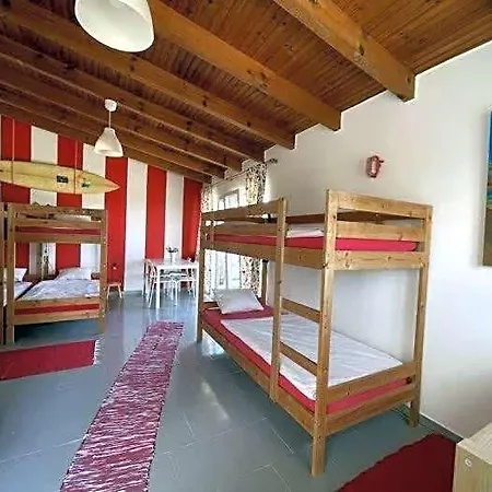 Apartamento Da Silva Surfcamp 7 Bettzimmer Mit Fruehstueck Lourinhã