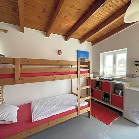 Apartamento Da Silva Surfcamp 7 Bettzimmer Mit Fruehstueck Lourinhã