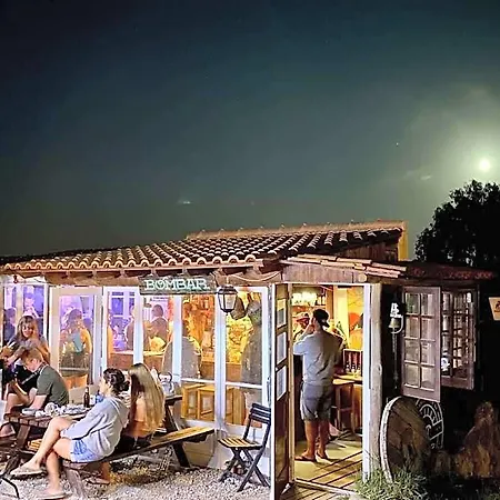 Da Silva Surfcamp 7 Bettzimmer Mit Fruehstueck Apartamento *